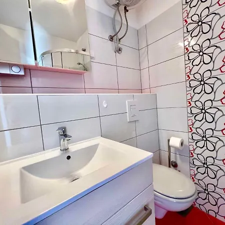 In 44157 Apartman *