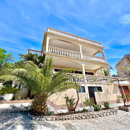Apartman In 44157