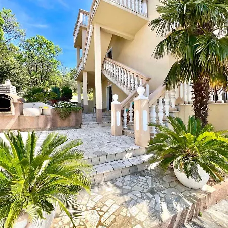 In 44157 Apartman Dramalj
